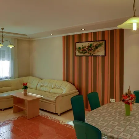 Maria 25 公寓 Balatonmáriafürdő